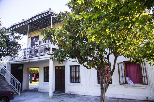 Hostal Guest House On Abzhuiskoe Shosse 42
