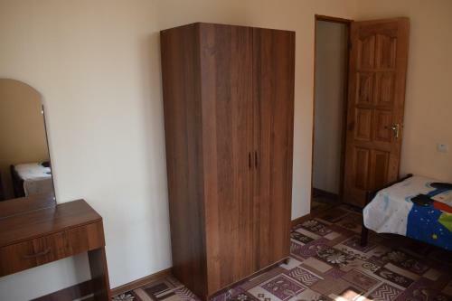 Hostal Guest House Raduga