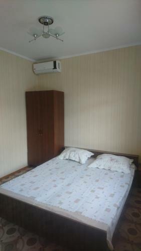 Hostal Guest House Sayat-nova 35