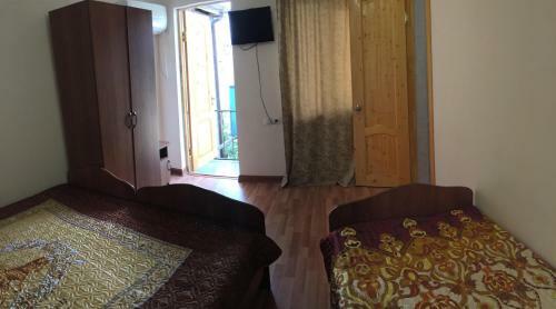Hostal Guesthouse Sadia