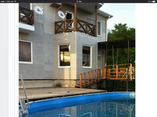 Hostal Holiday Home Afinia
