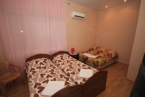 Hostal Holiday Home Afinia