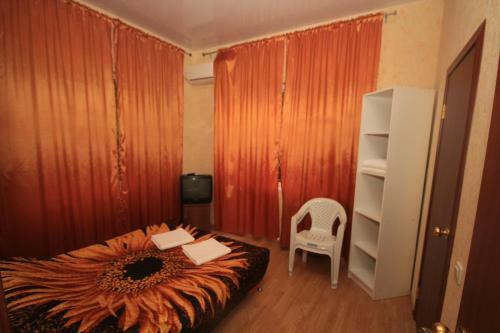 Hostal Holiday Home Afinia