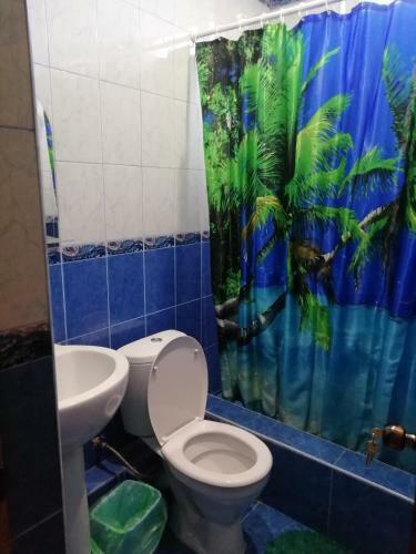 Hostal Ado Guest House