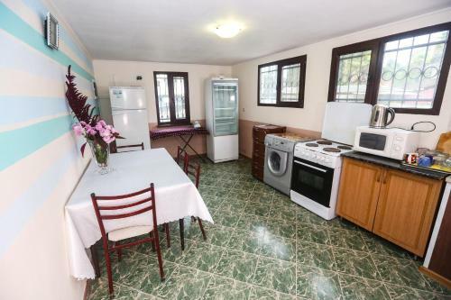Hostal Guest House U Morya