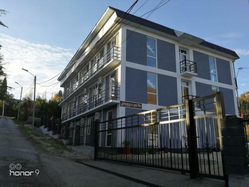 Mirraflores Hotel