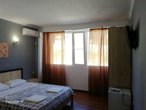 Mirraflores Hotel