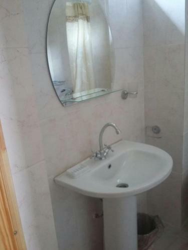 Posada Guest House On Adleyba 146