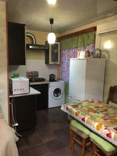 Apartment On Lakoba 112