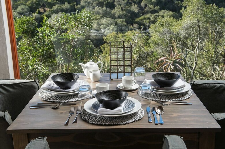 Hotel Inzolo Exclusive Game Lodge