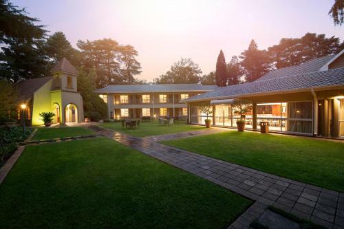 Hotel Three Rivers Lodge And Villas