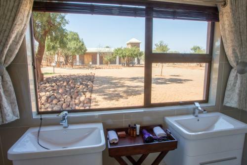 Hostal Kareespruit Game Ranch & Guest House