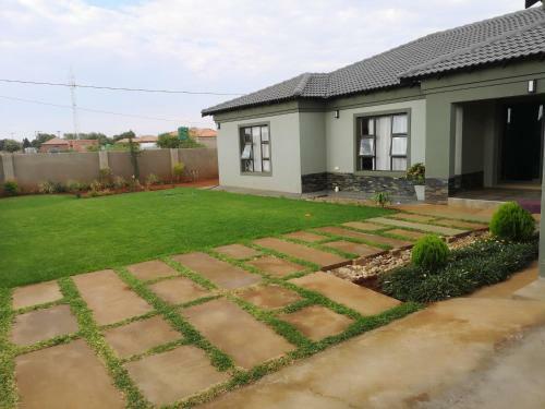 Hostal Motheo Guest House