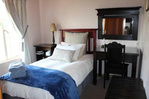 Hostal Waterfront Guest House