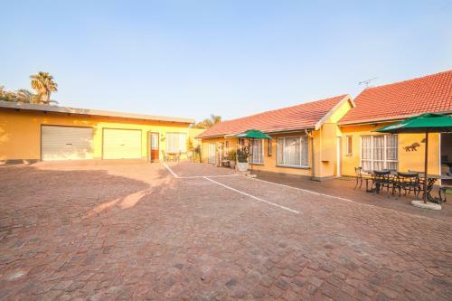 Hostal Marle' Lodge Bed & Breakfast