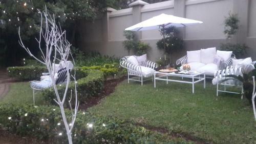 Hostal Sanloo Manor
