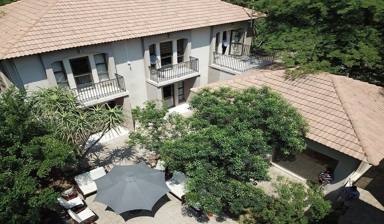 Hostal Mosate Guest House
