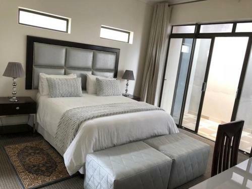 Coral Beach Bed & Breakfast