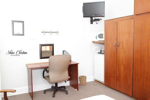 Hostal Twins Guesthouse