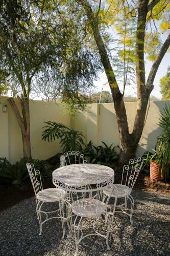 Hostal Twins Guesthouse
