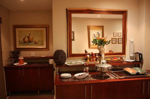 Hostal Hubertha Guest House