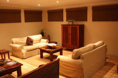 Hostal Hubertha Guest House