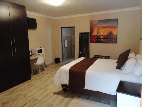 Hostal Kanyane Lodge