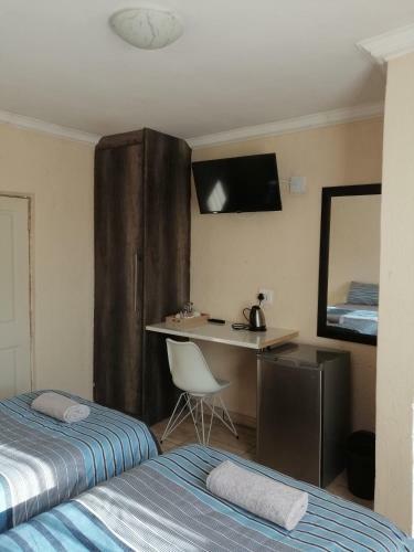 Hostal Kanyane Lodge