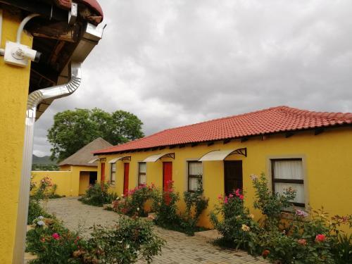 Hostal Kanyane Lodge