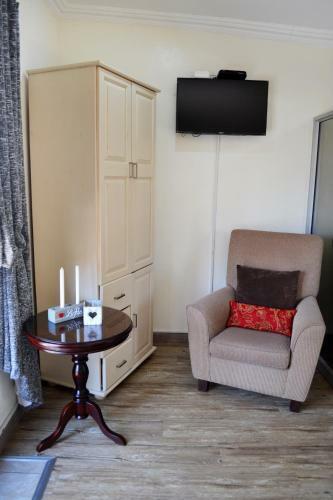 Hostal 96 On Bree Guesthouse