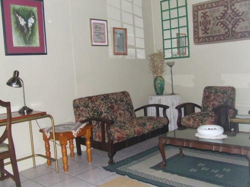 Hostal Old Coach Road Guest House