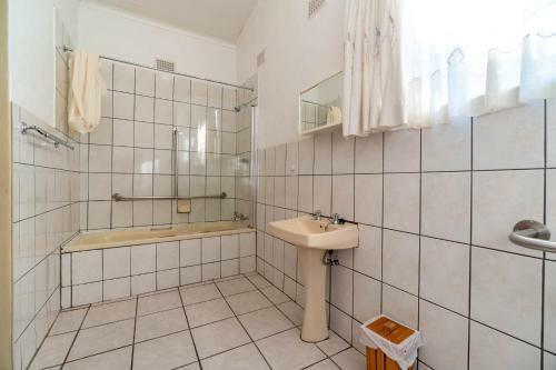Hostal Old Coach Road Guest House