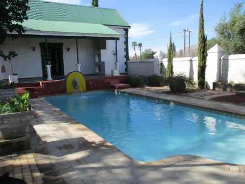 Hostal Van Rhyn Guest House