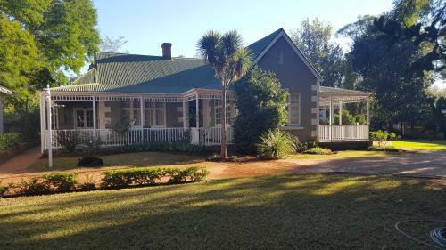 Hostal Bellevue Manor Guest House