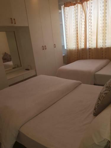 Hostal L-pack Guesthouse