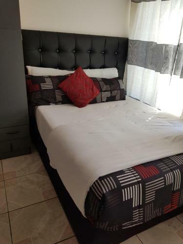 Hostal L-pack Guesthouse