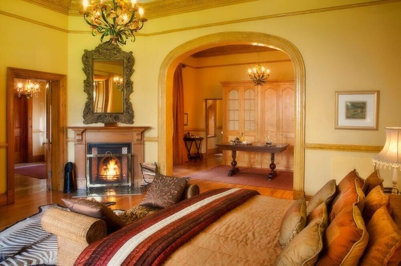 Hotel Hartford House