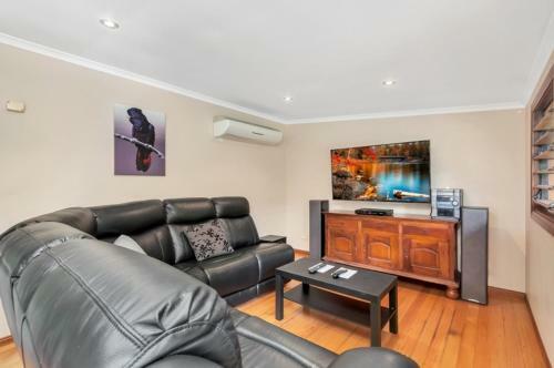 Edge Hill Holiday Home / Cairns