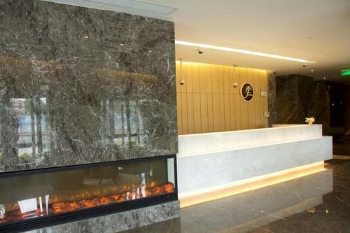 Ji Hotel Shanghai Caohejin Development Area Zhongxin Road