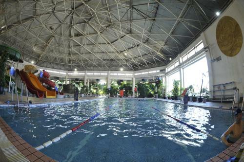 Hotel Huailai Xintang Training Center