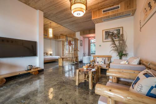 Hostal Floral Hotel � Homy Home Dujiangyan