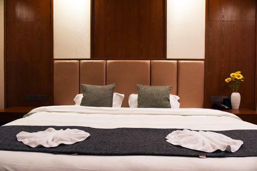 Lin Yin Holiday Hotel?pudong Airport?
