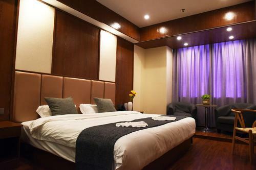 Lin Yin Holiday Hotel?pudong Airport?