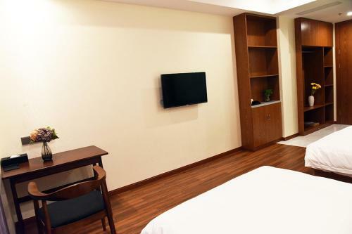 Lin Yin Holiday Hotel?pudong Airport?