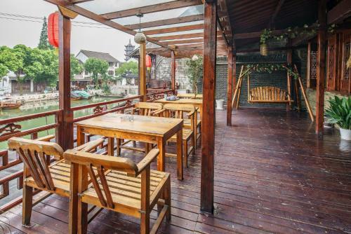 Guanshuiyi River Side Apartment