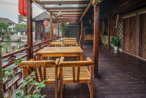 Guanshuiyi River Side Apartment