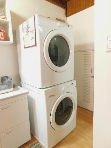 Hostal Modern Studio Loft Apt King Bed 10 Min Frm Airport