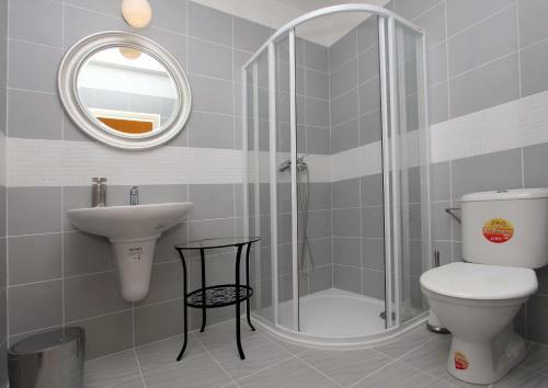 Hostal Z�mek Libou?