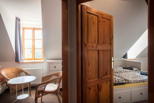 Hostal Z�mek Libou?