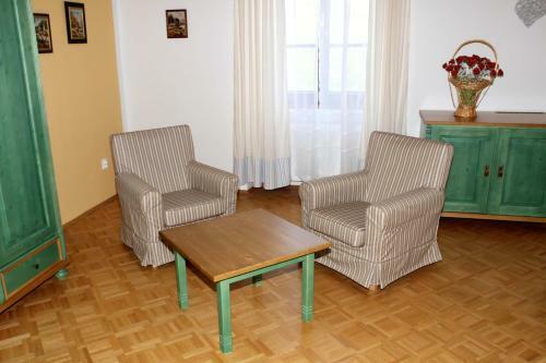 Hostal Z�mek Libou?